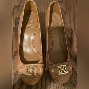 Tory Burch Brown Leather Pumps